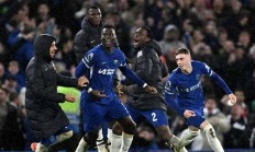 九游体育官方入口-包含切尔西教练批评裁判判罚不公，称足球需要公正的词条