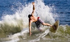 9you娱乐-赛道之外，从F1年度争冠焦点战到CBA的单节决胜