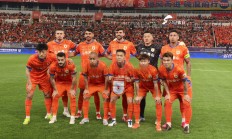 九游体育直播-瓦拉内因伤缺席，贝尔迎来复出良机的简单介绍