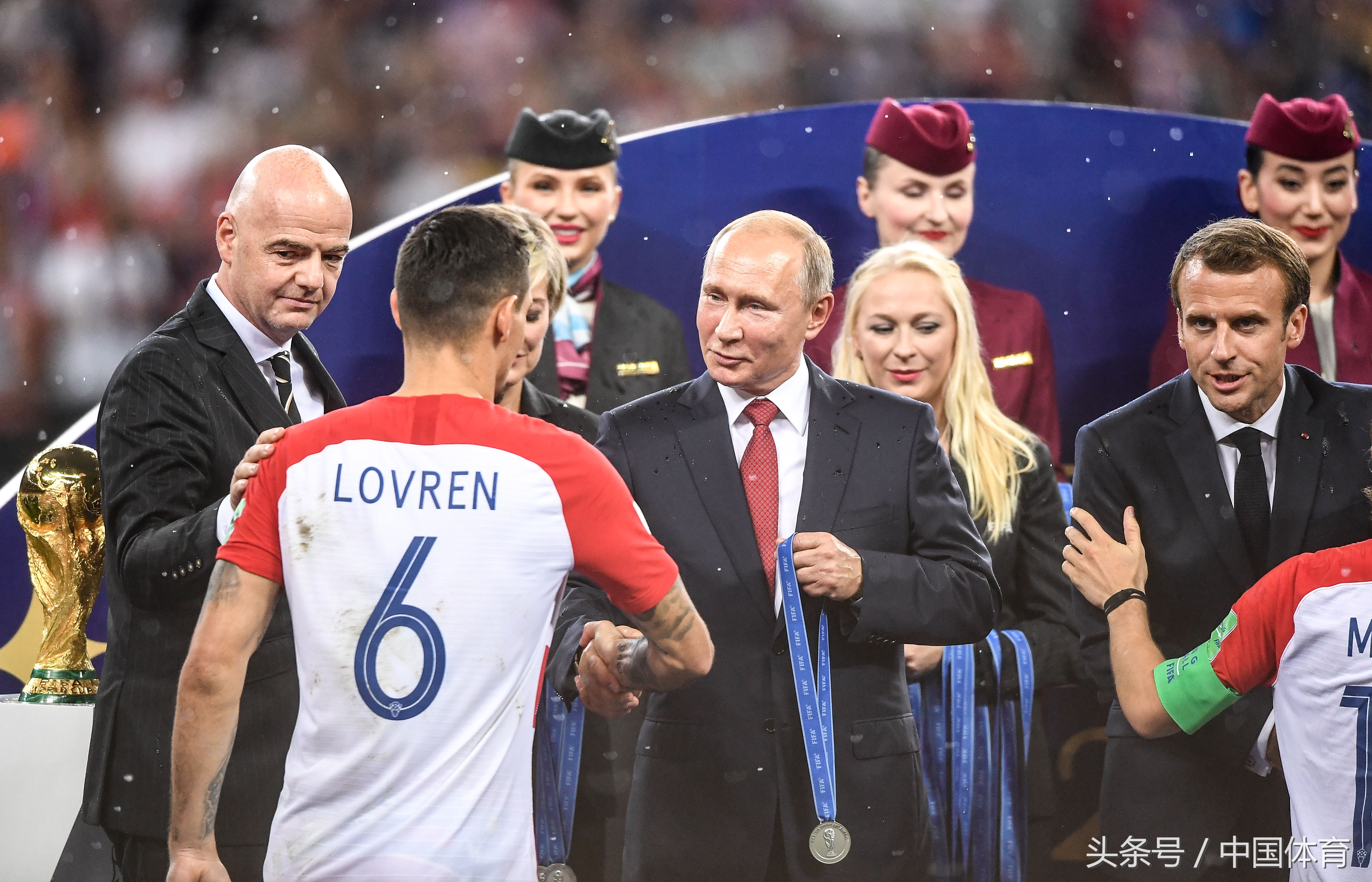 关于莫斯科队在法国足球联赛中争夺胜利，展现实力的信息