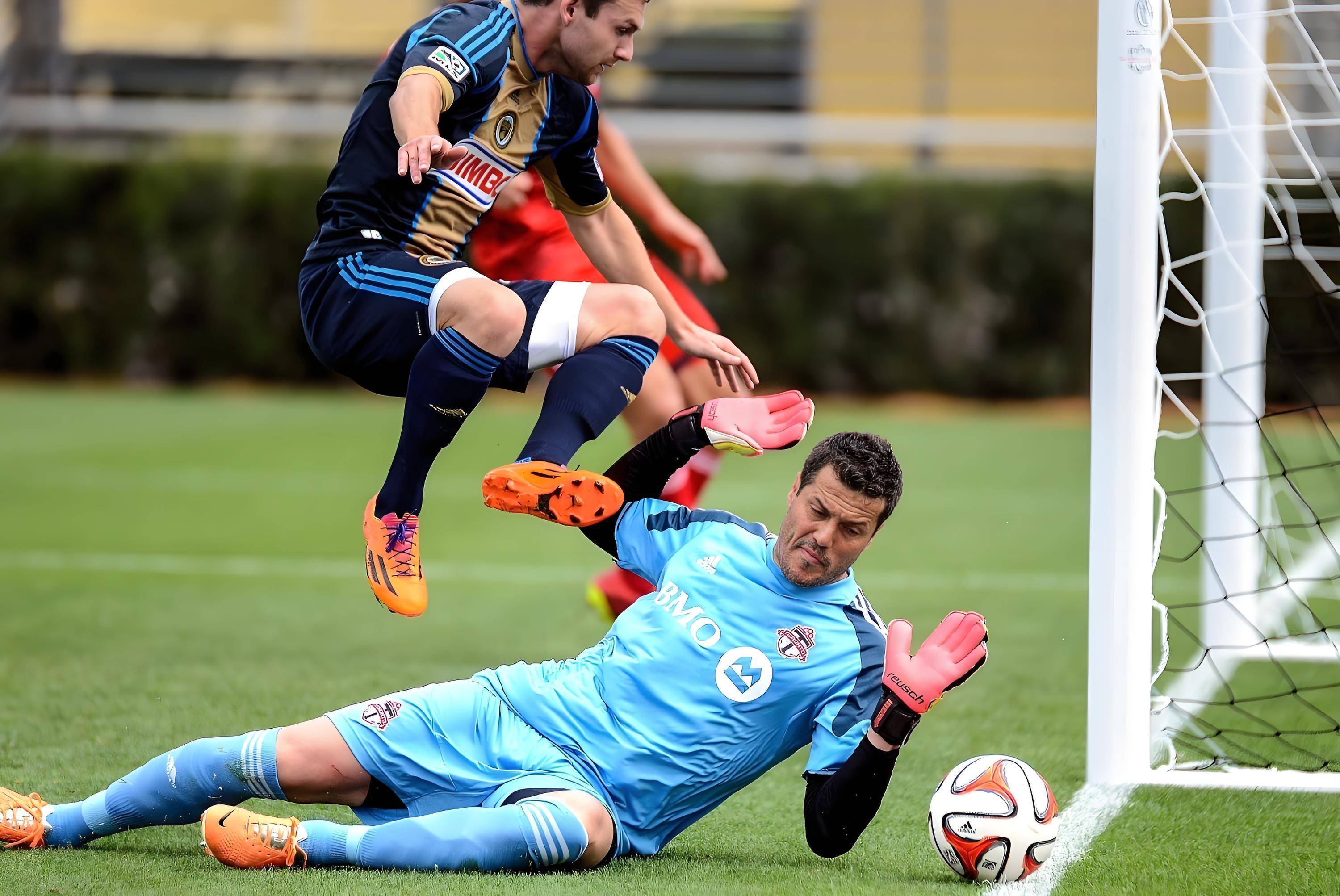 包含热刺遭受惨败，如何调整球队战术？的词条