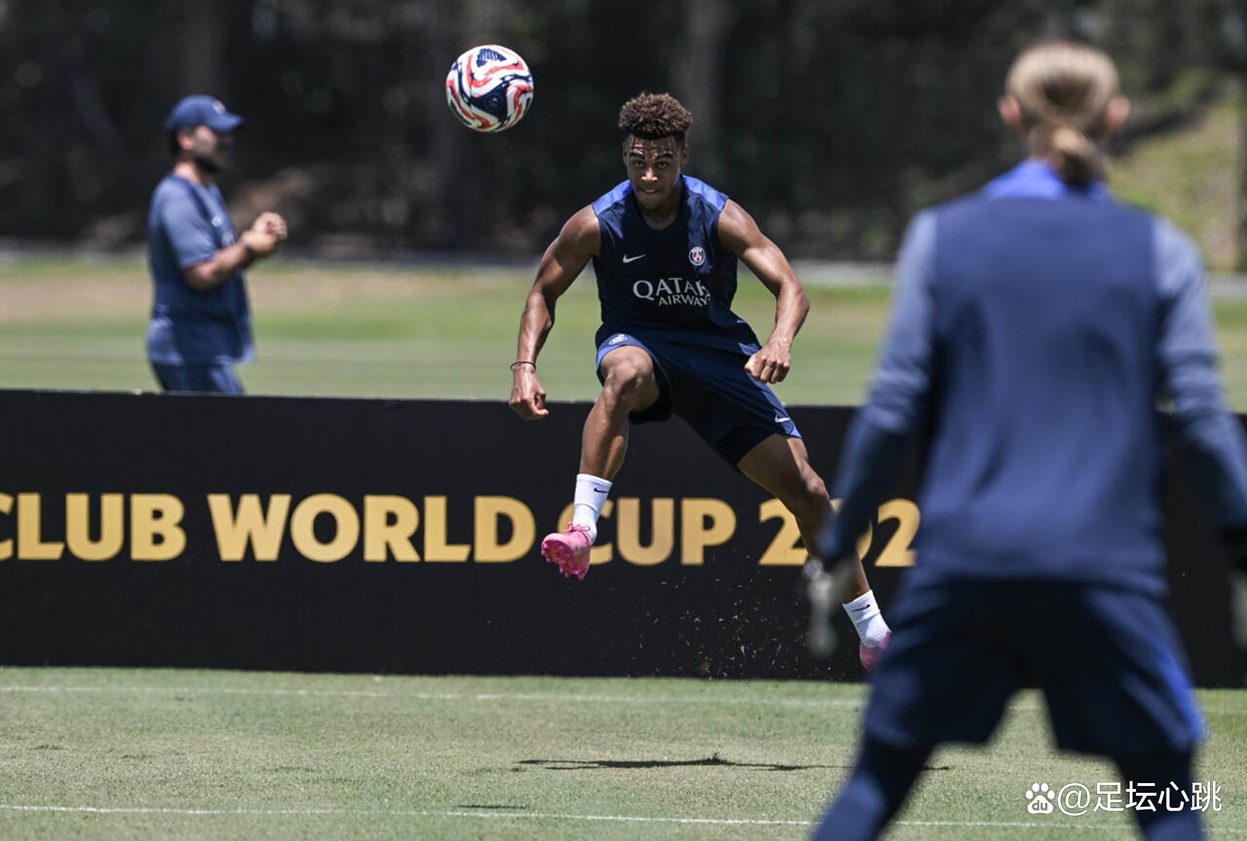 巴黎圣日耳曼队员集中精力备战，全力以赴迎接挑战的简单介绍