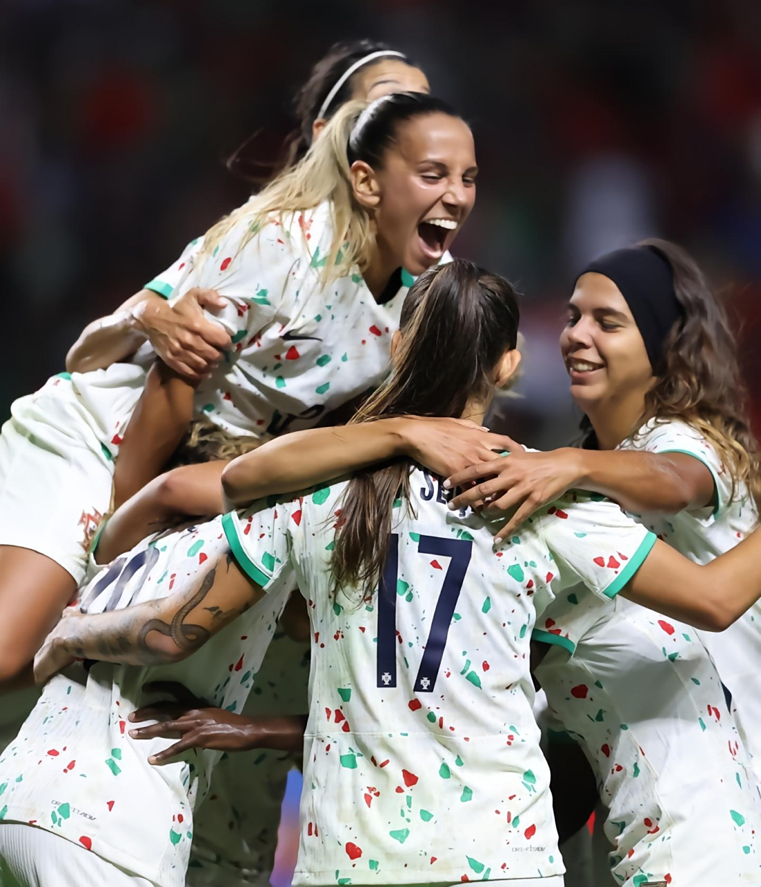 葡萄牙女足首次参加大赛，表现亮眼