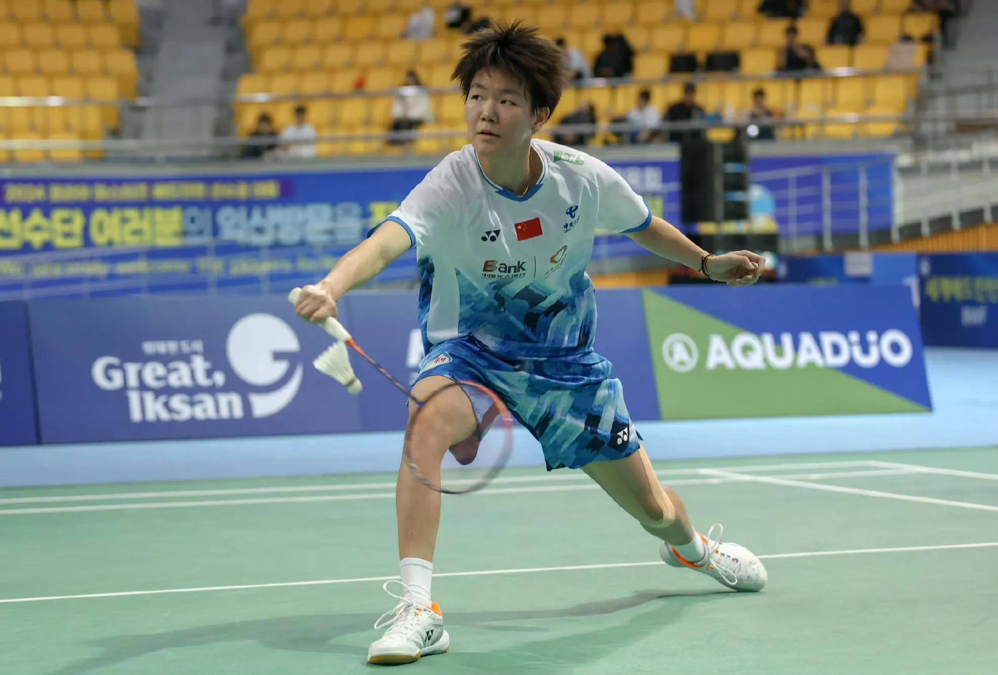 瑞士网球选手勇夺胜利，晋级第四轮