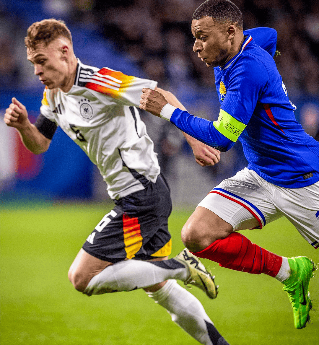 关于欧国联比赛精彩瞬间回顾，球迷热议纷纷的信息