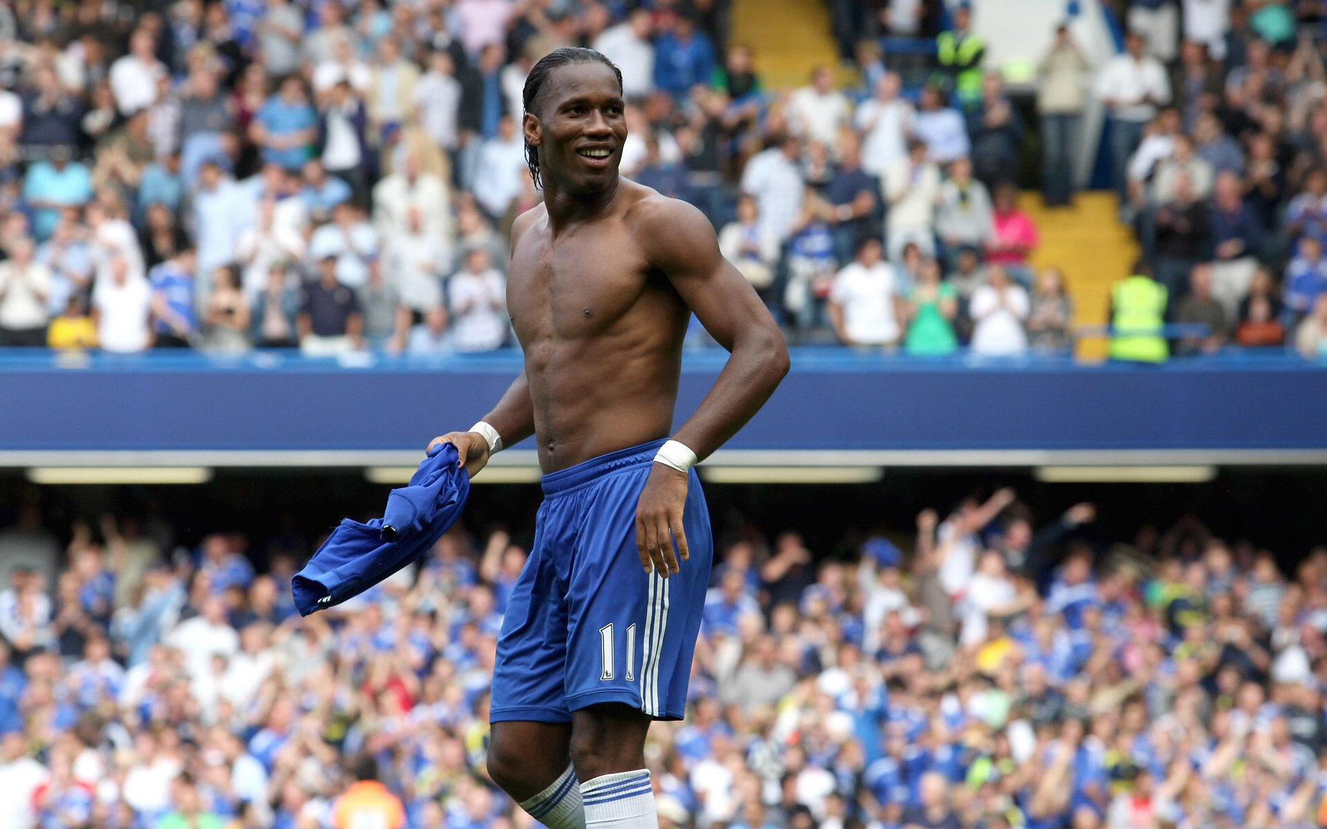 当福登爆发遇上厄瓜多尔轻取皇家社会,足球世界的平行叙事